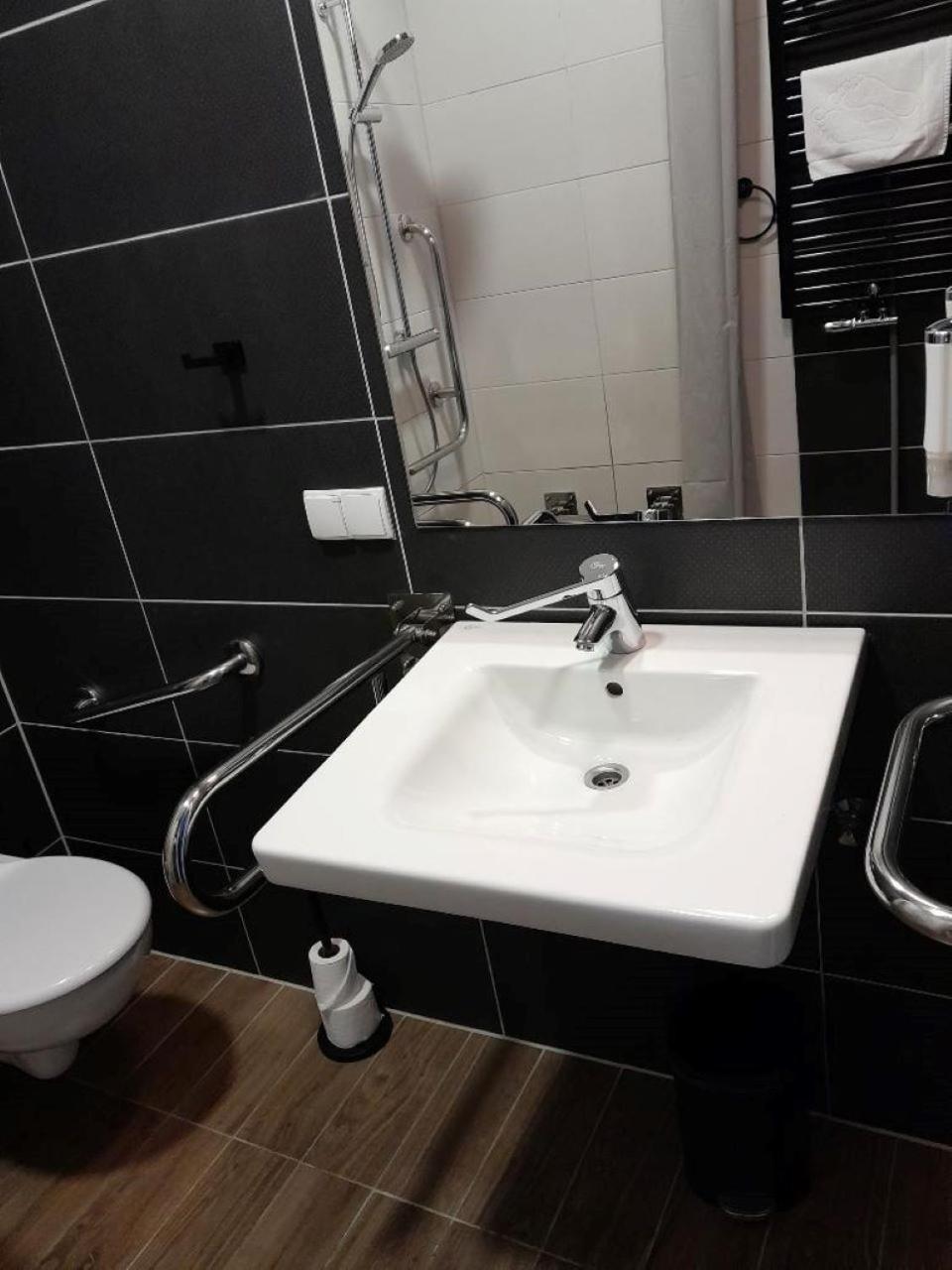 Stara Biblioteka Aparthotel Вроцлав Стая снимка